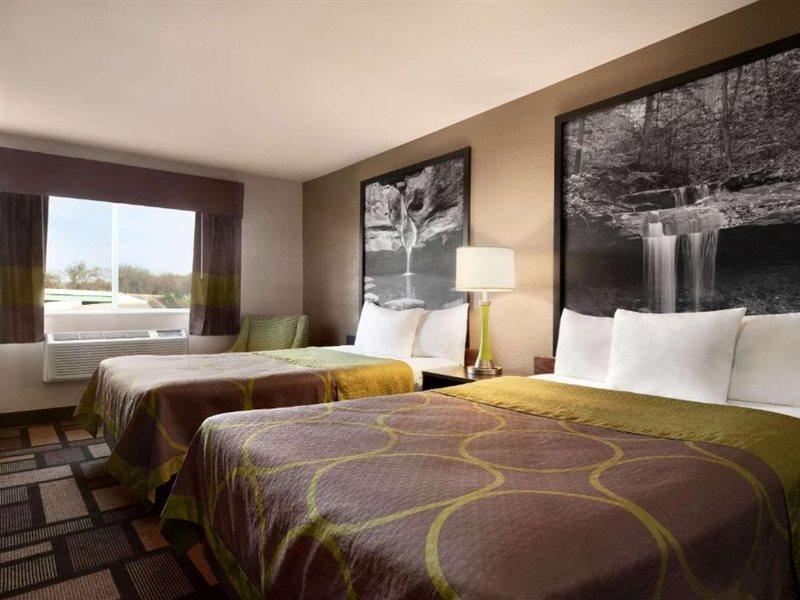 Super 8 By Wyndham Akron S/Green/Uniontown Oh Eksteriør bilde