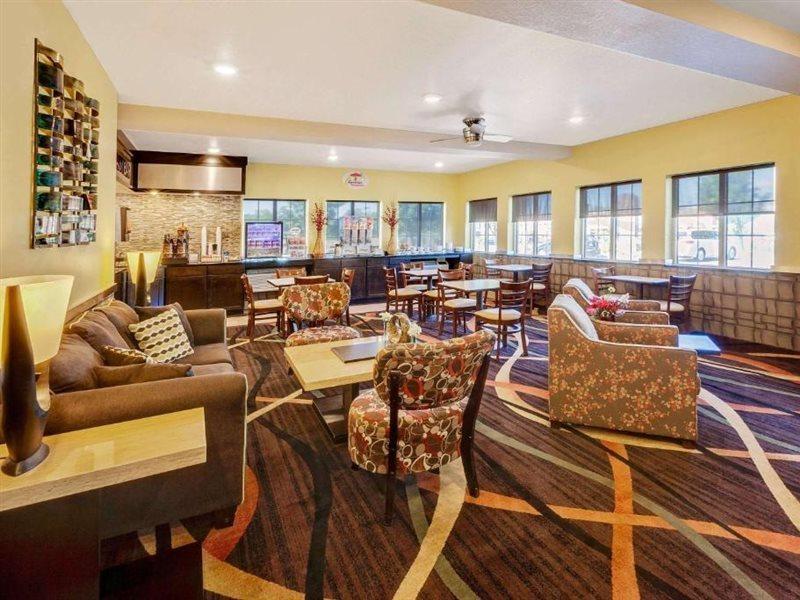 Super 8 By Wyndham Akron S/Green/Uniontown Oh Eksteriør bilde