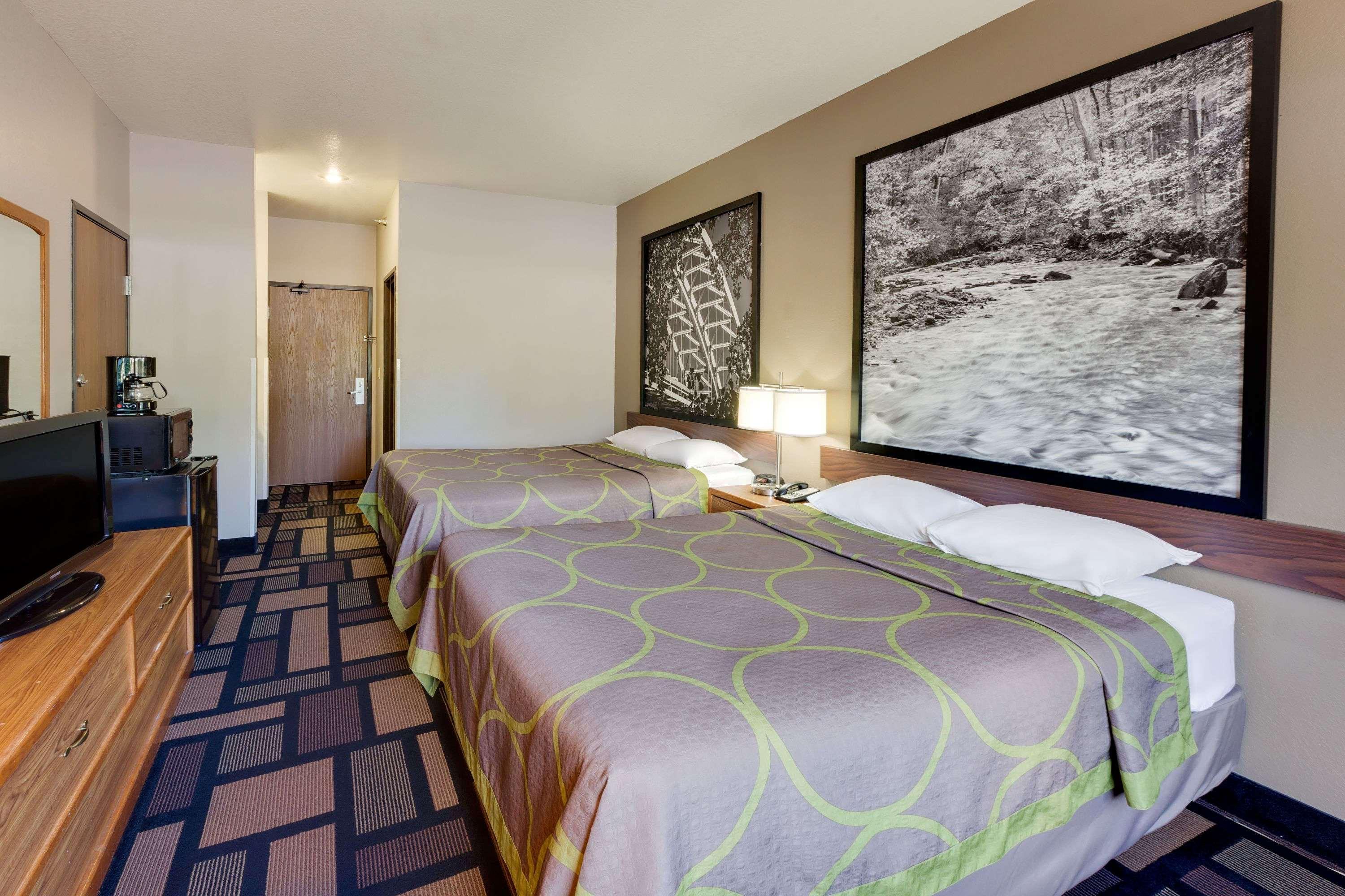 Super 8 By Wyndham Akron S/Green/Uniontown Oh Eksteriør bilde