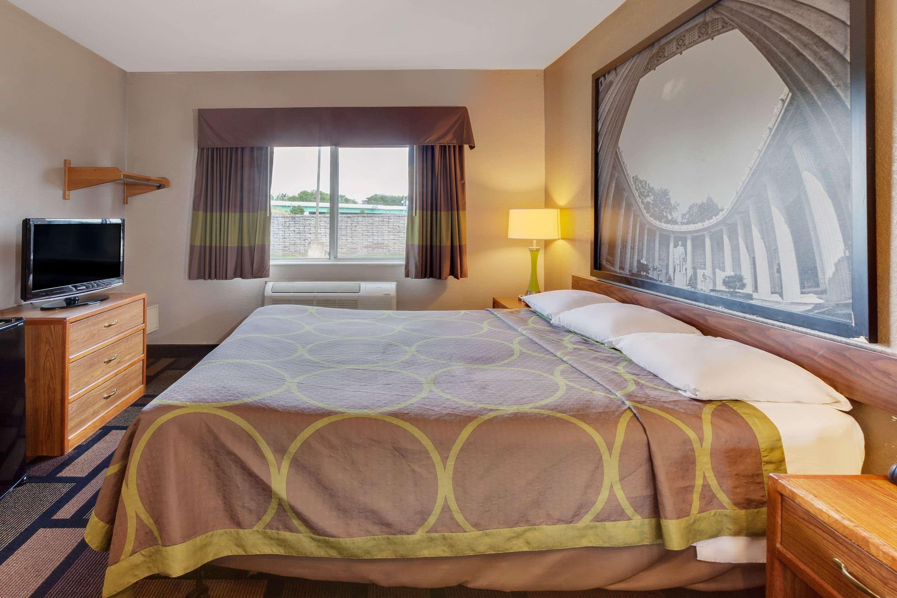 Super 8 By Wyndham Akron S/Green/Uniontown Oh Eksteriør bilde